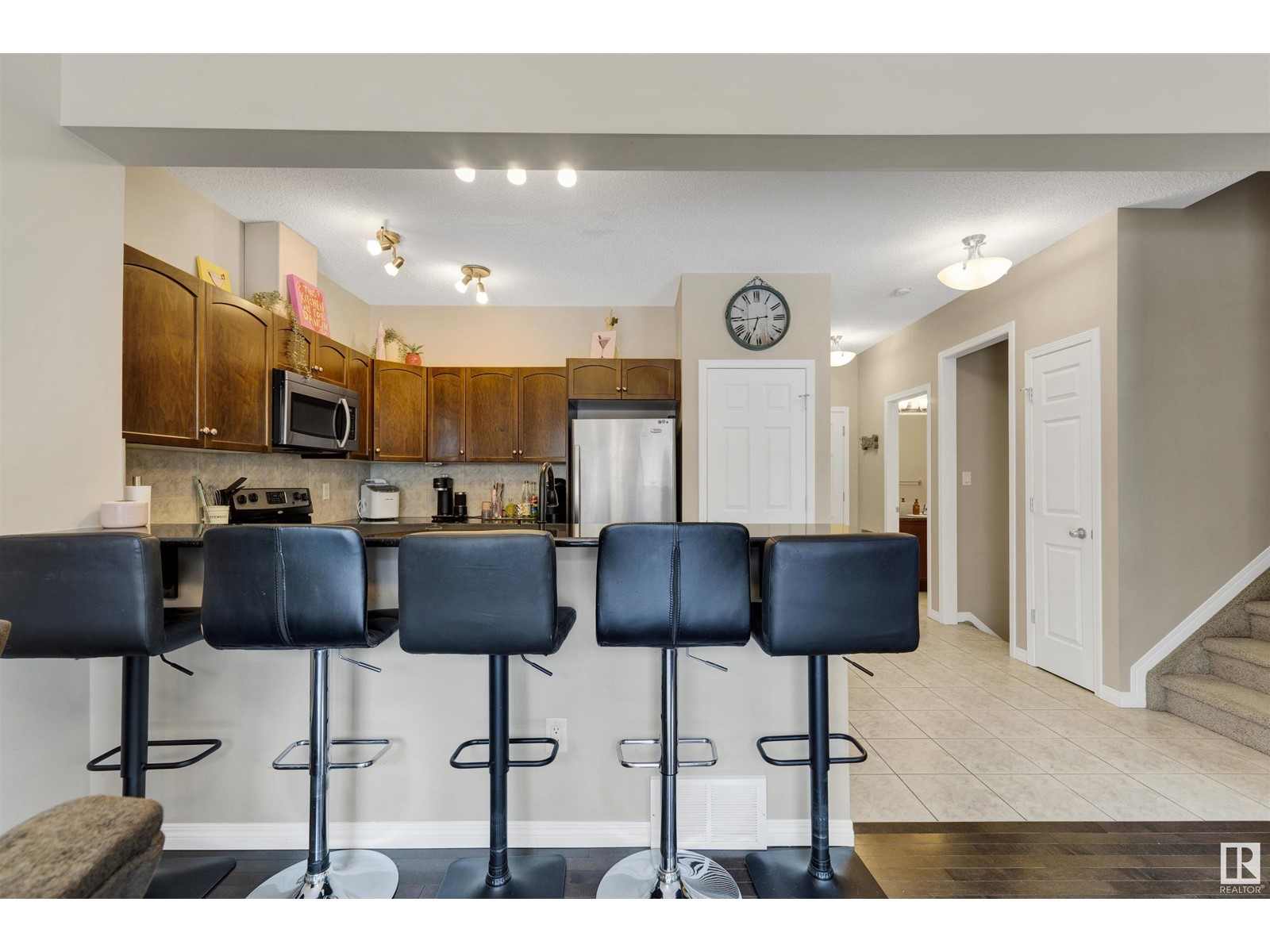 #8 30 OAK VISTA DR, St. Albert