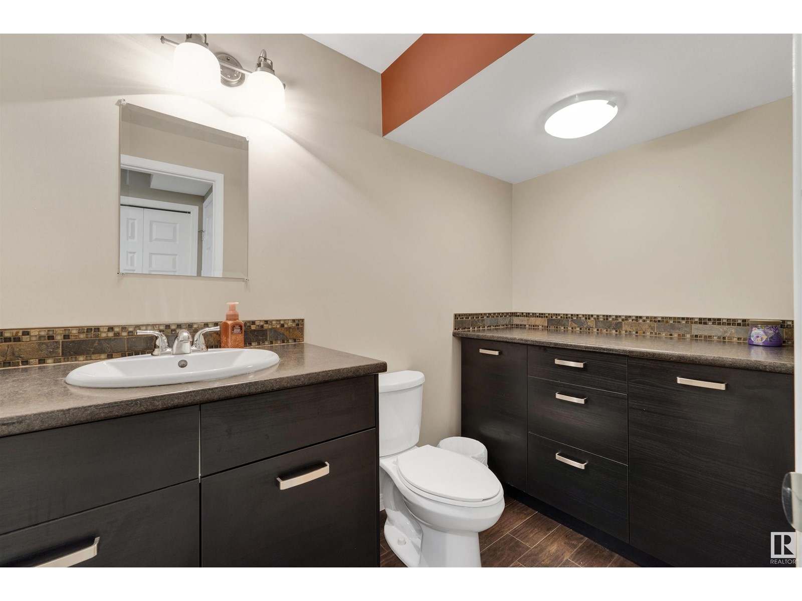 #8 30 OAK VISTA DR, St. Albert