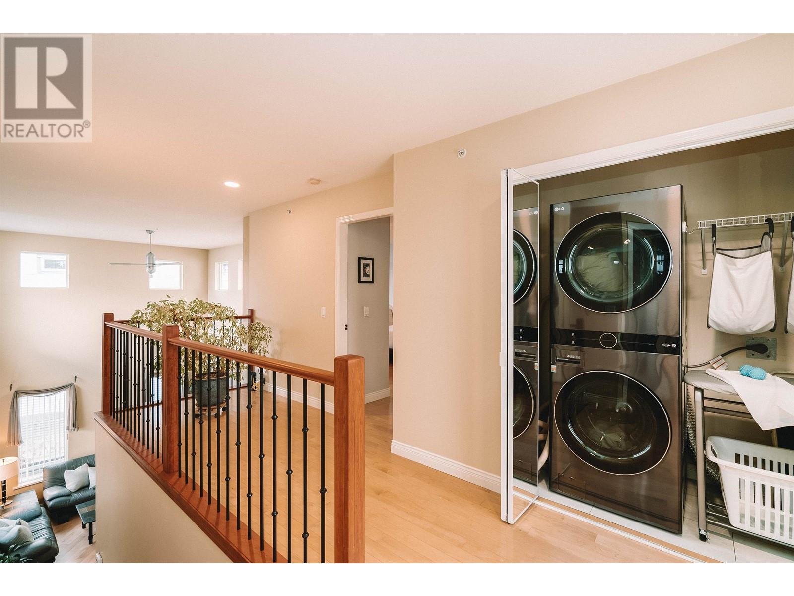 11876 SPRINGDALE DRIVE, Pitt Meadows real estate listing R2979214