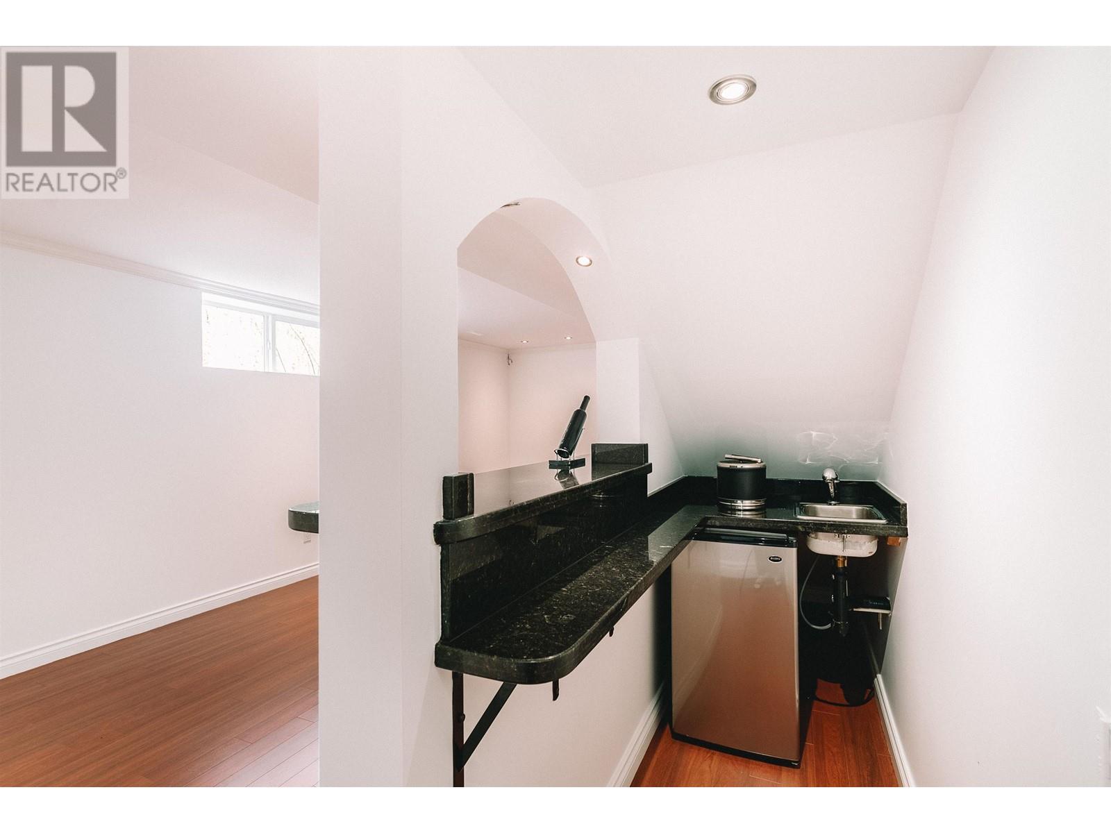 11876 SPRINGDALE DRIVE, Pitt Meadows real estate listing R2979214
