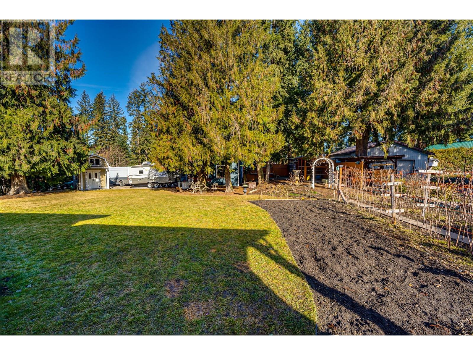  3449 Hope Drive, Spallumcheen