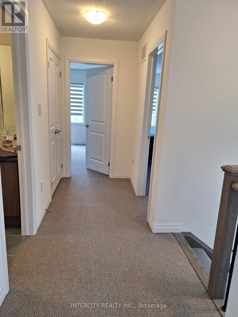 Photo 10 of 343 Quebec Street, Clearview ON