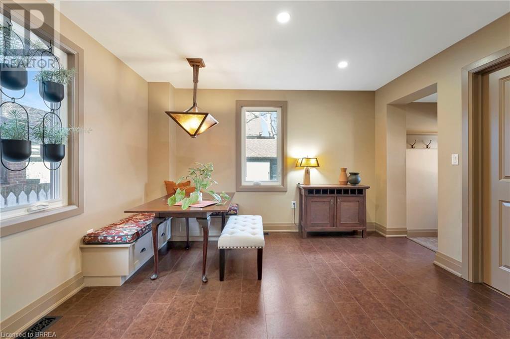 Photo 17 of 74 Lynnwood Avenue, Simcoe ON