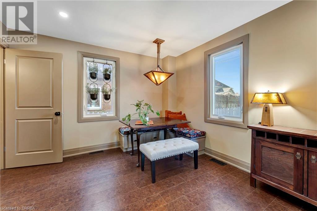 Photo 18 of 74 Lynnwood Avenue, Simcoe ON