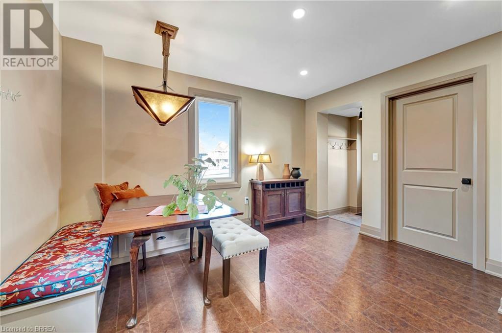 Photo 19 of 74 Lynnwood Avenue, Simcoe ON