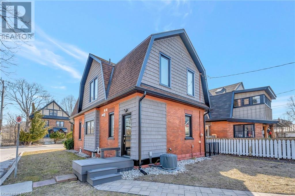 Photo 36 of 74 Lynnwood Avenue, Simcoe ON