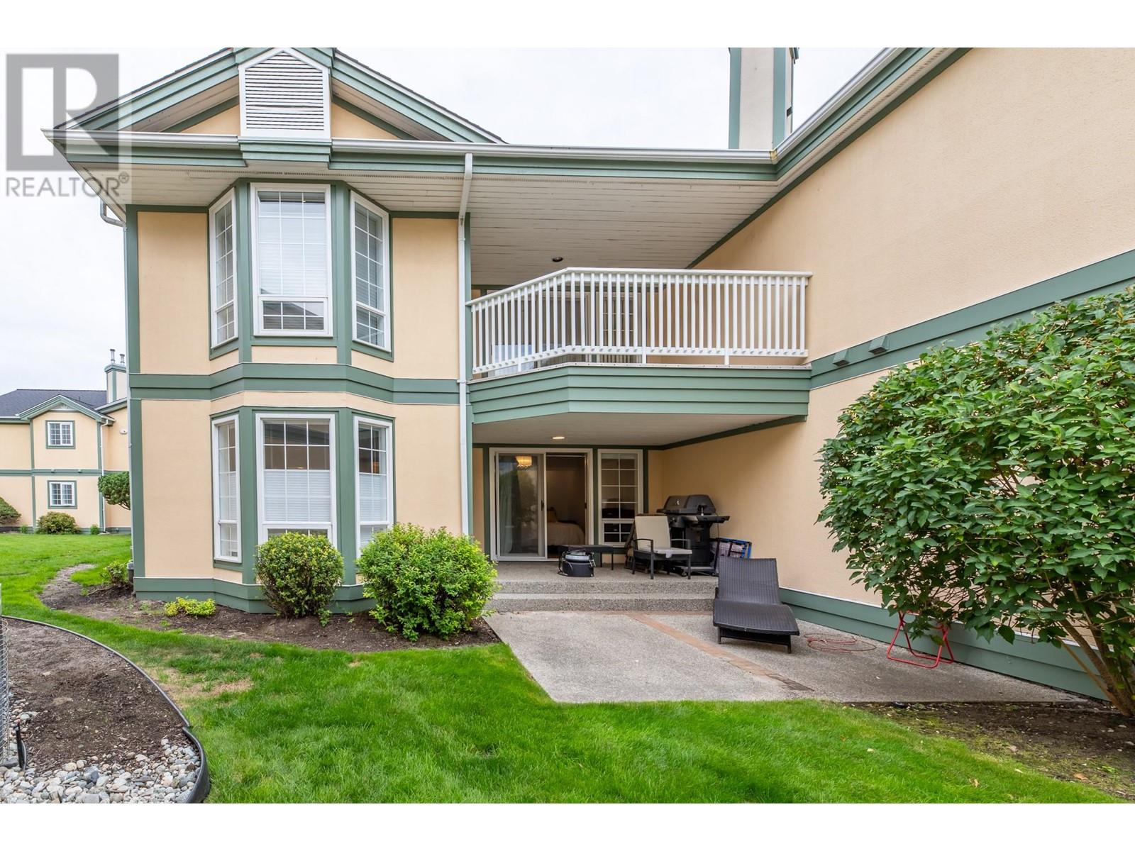 143 805 Comox Street, Penticton