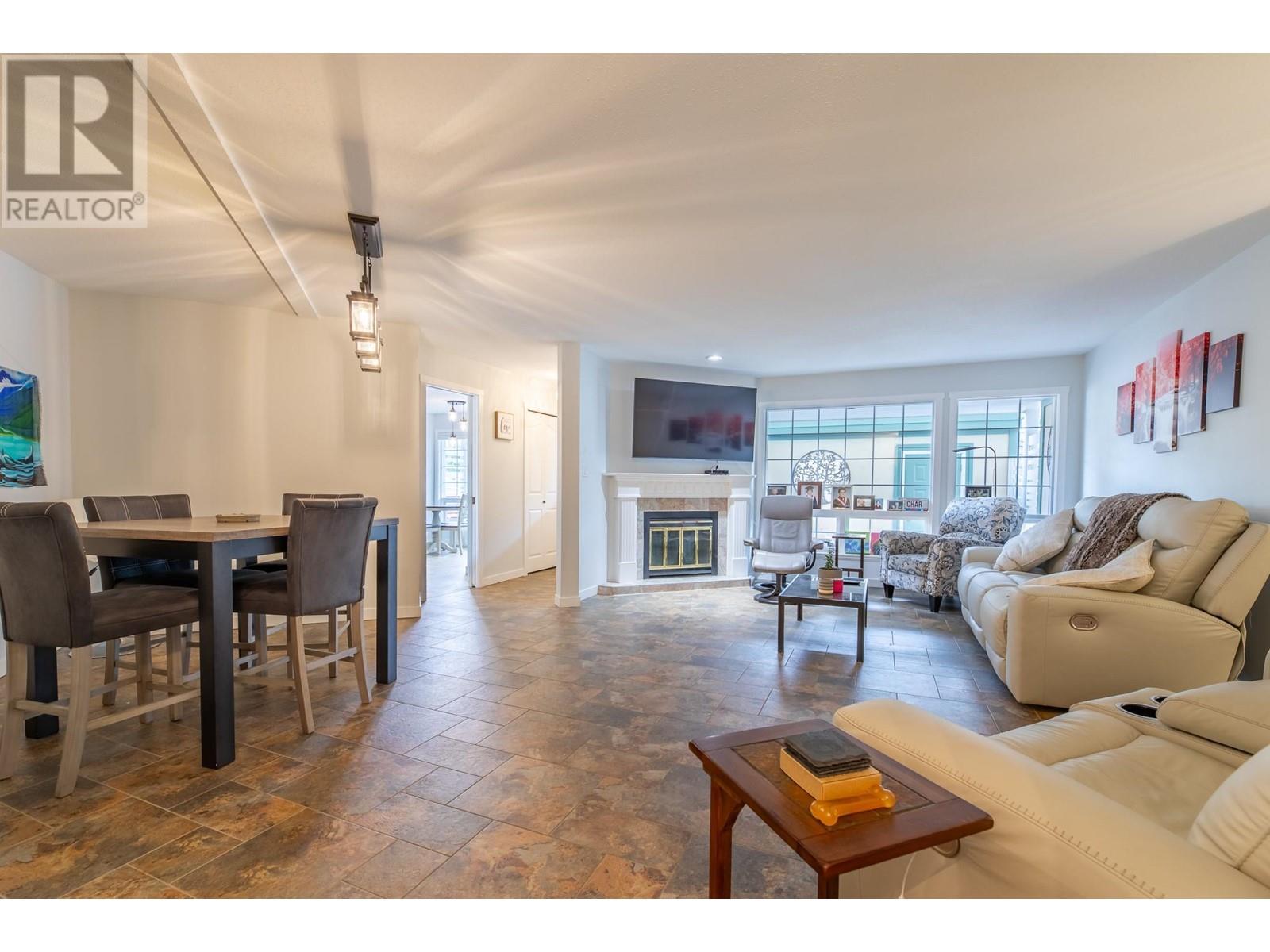 143 805 Comox Street, Penticton