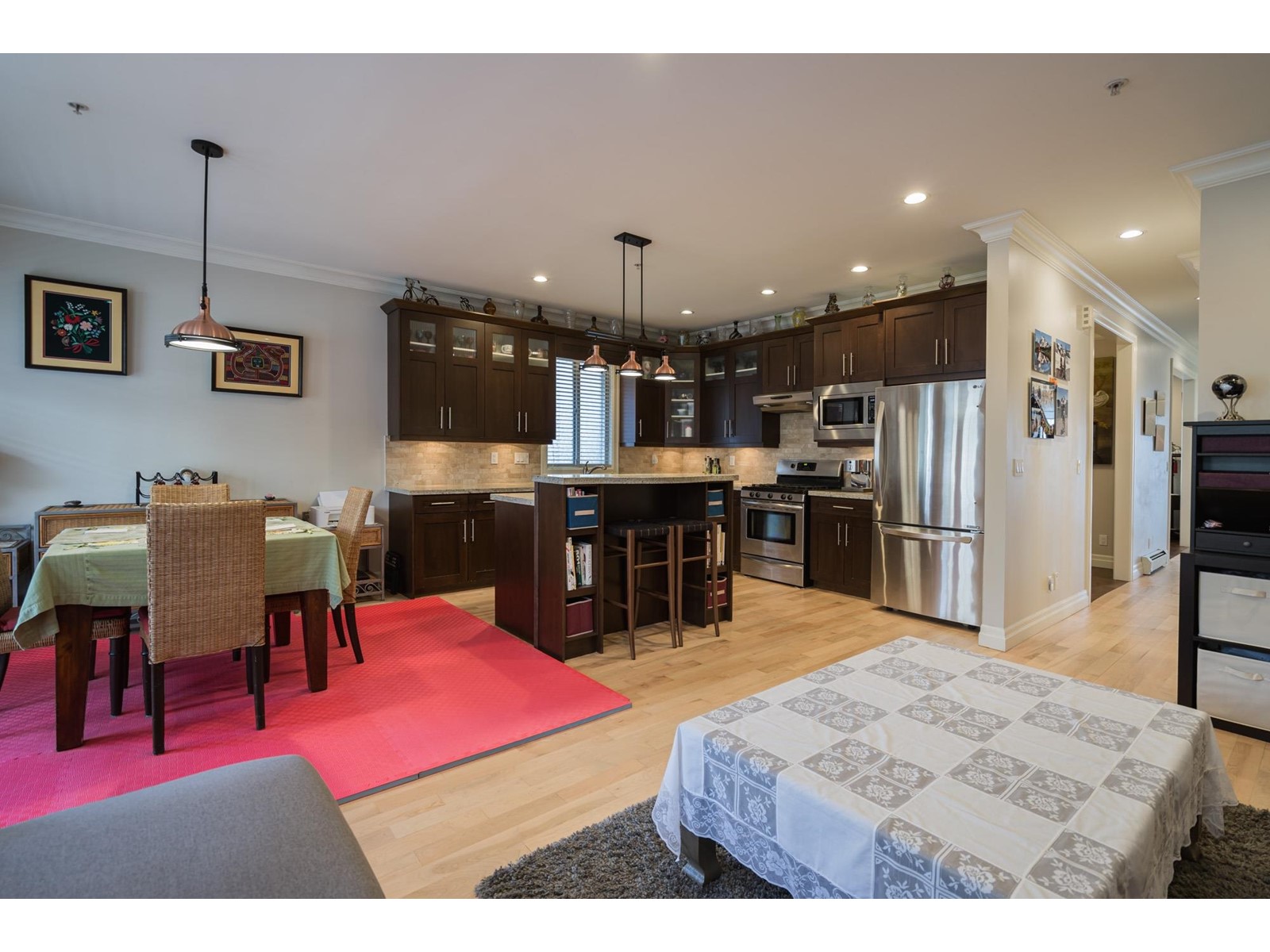 15589 THRIFT AVENUE, White Rock real estate listing R2978841