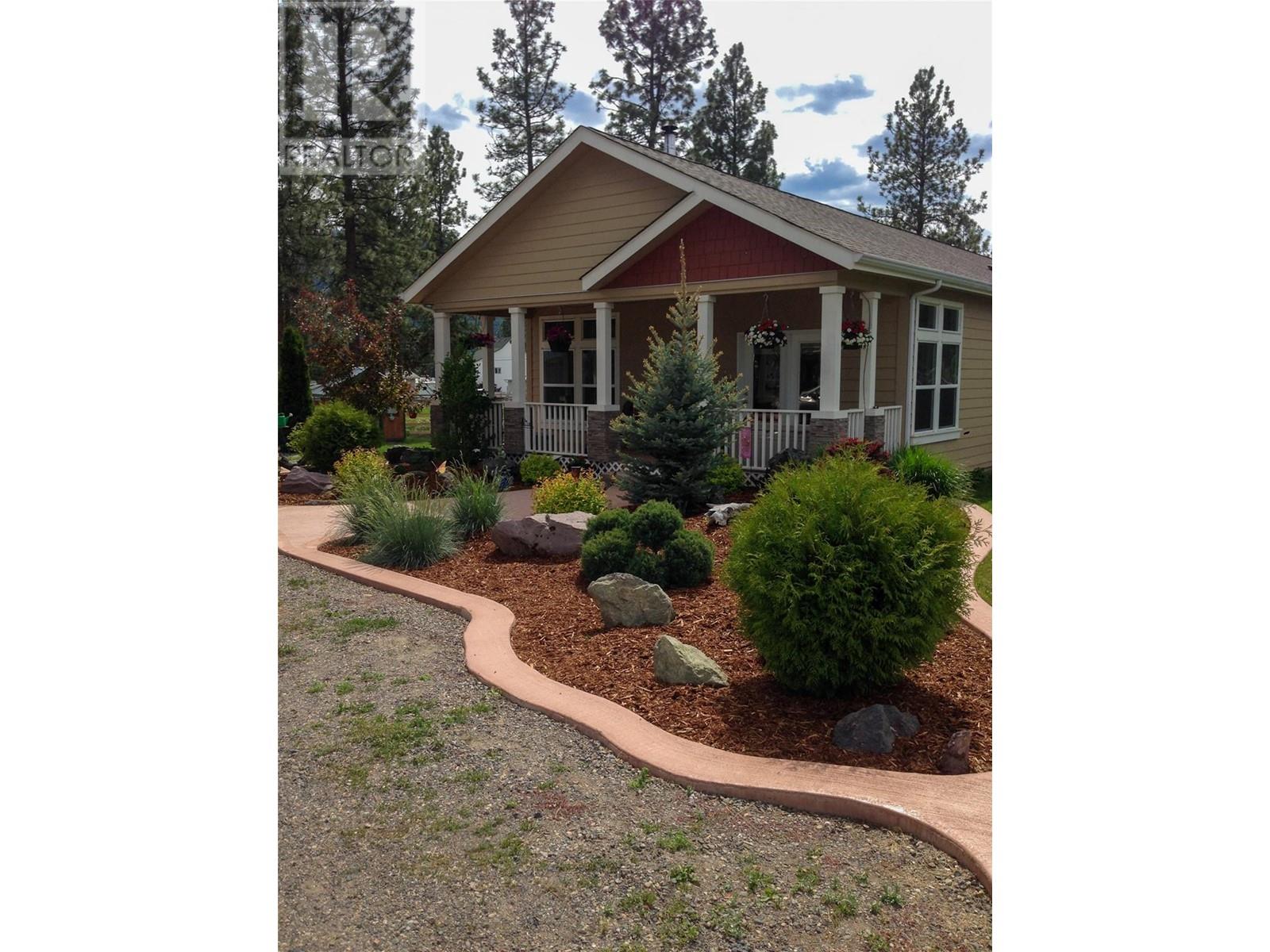 2522 Corkle Street, Merritt