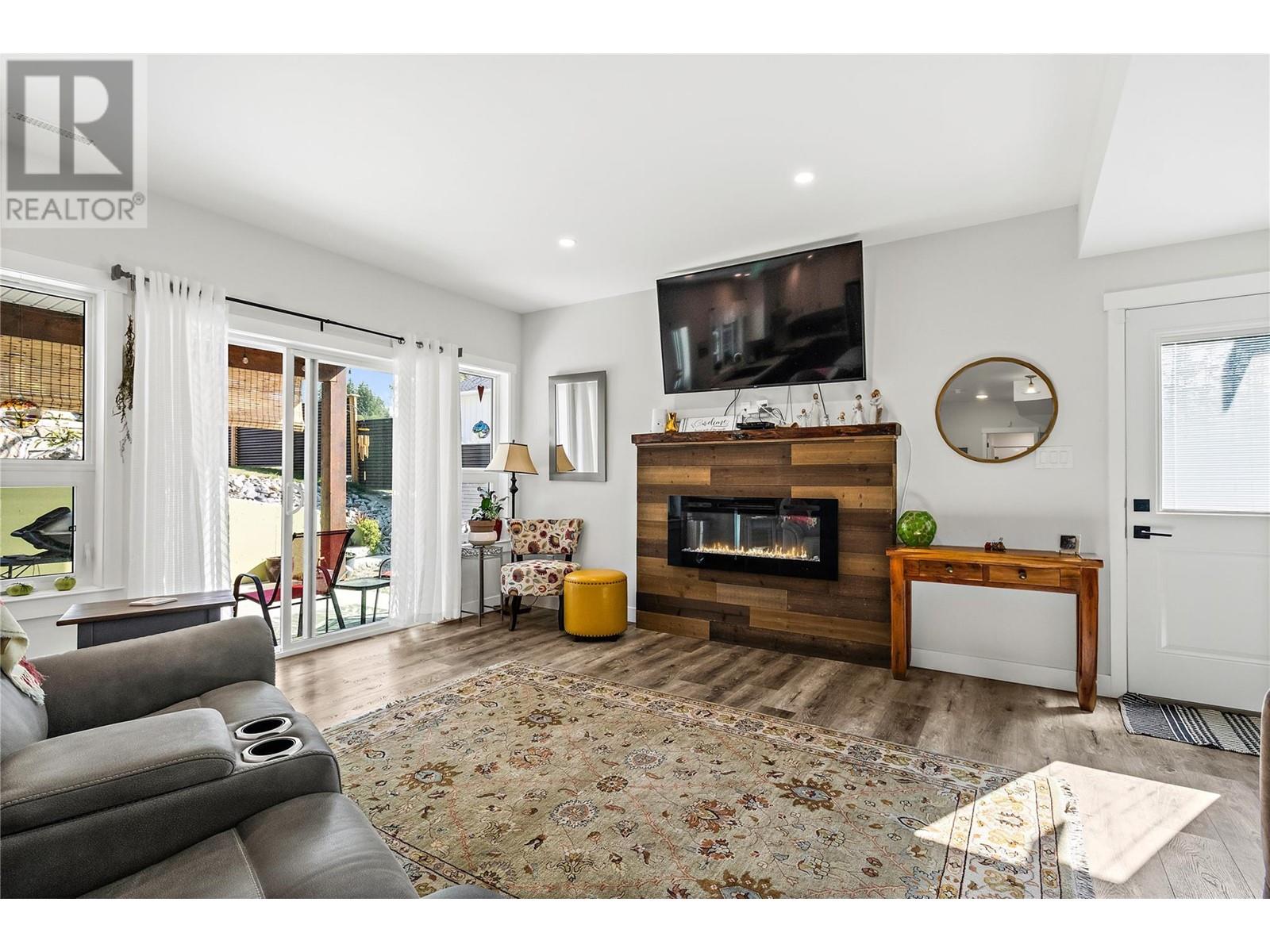  3200 20 Street Northeast, Salmon Arm