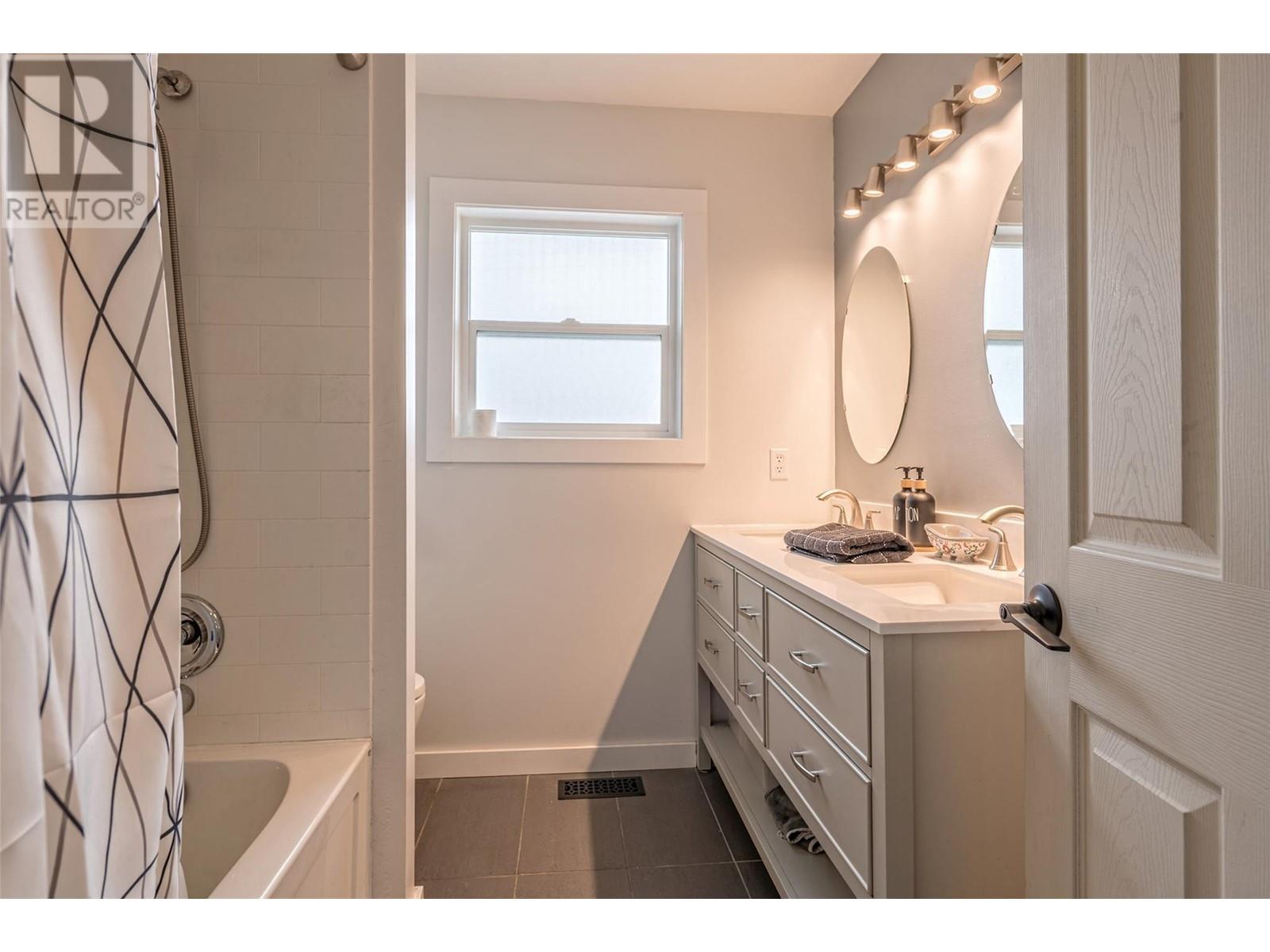  4113 Westview Place, Vernon