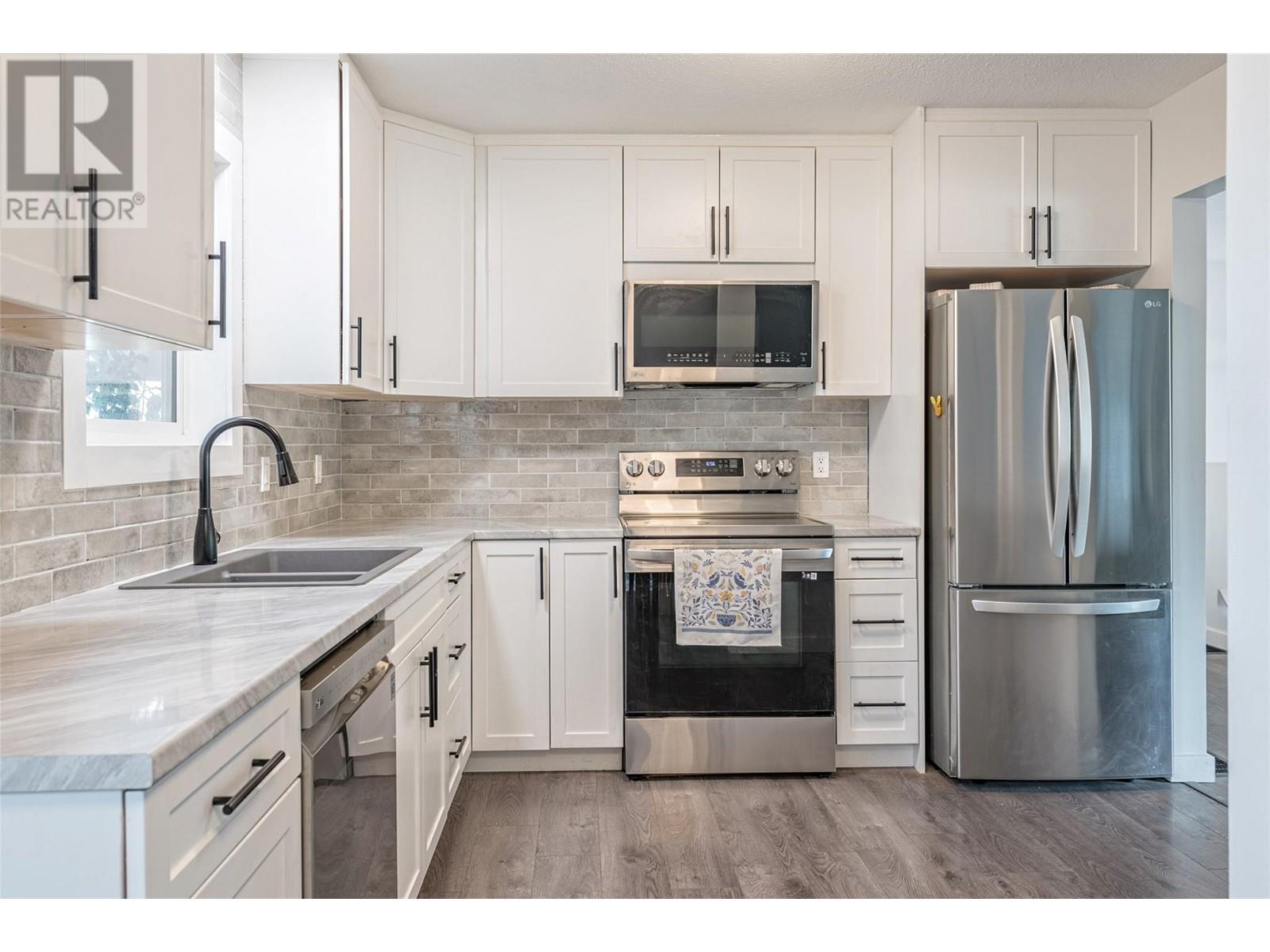  4113 Westview Place, Vernon