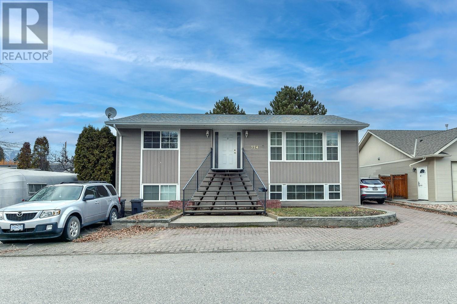  795 Elliot Avenue, Kelowna