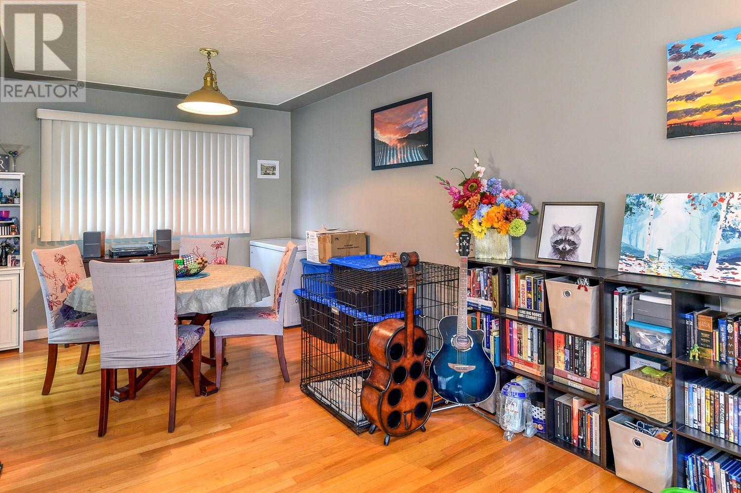  795 Elliot Avenue, Kelowna