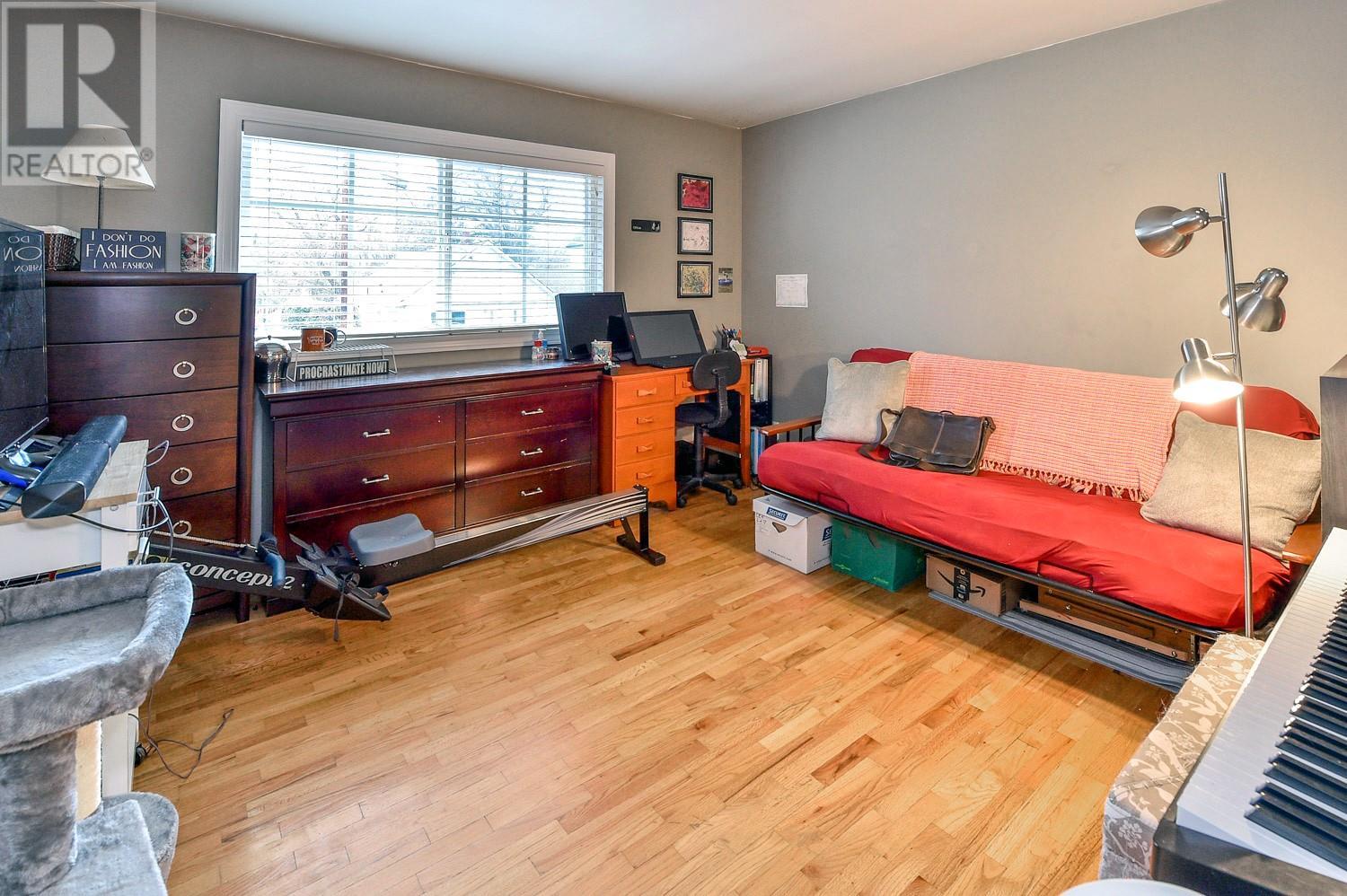  795 Elliot Avenue, Kelowna