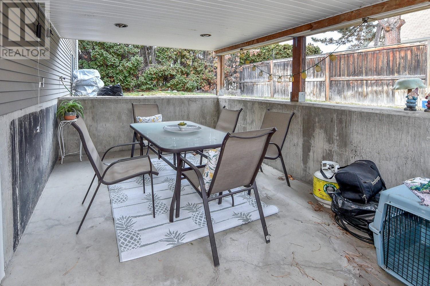  795 Elliot Avenue, Kelowna
