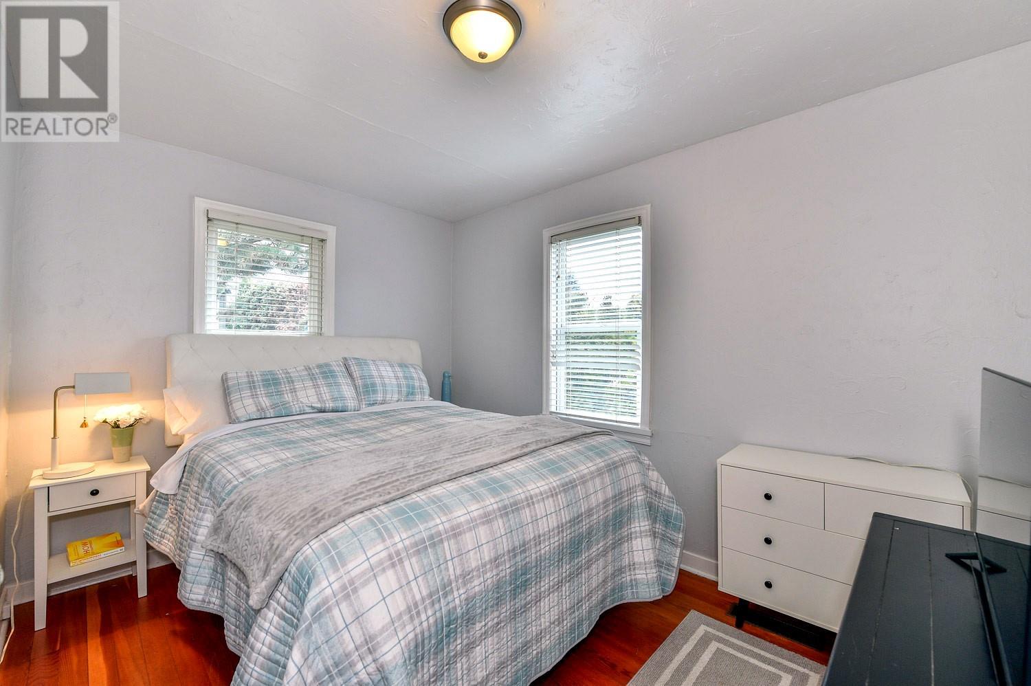  795 Elliot Avenue, Kelowna