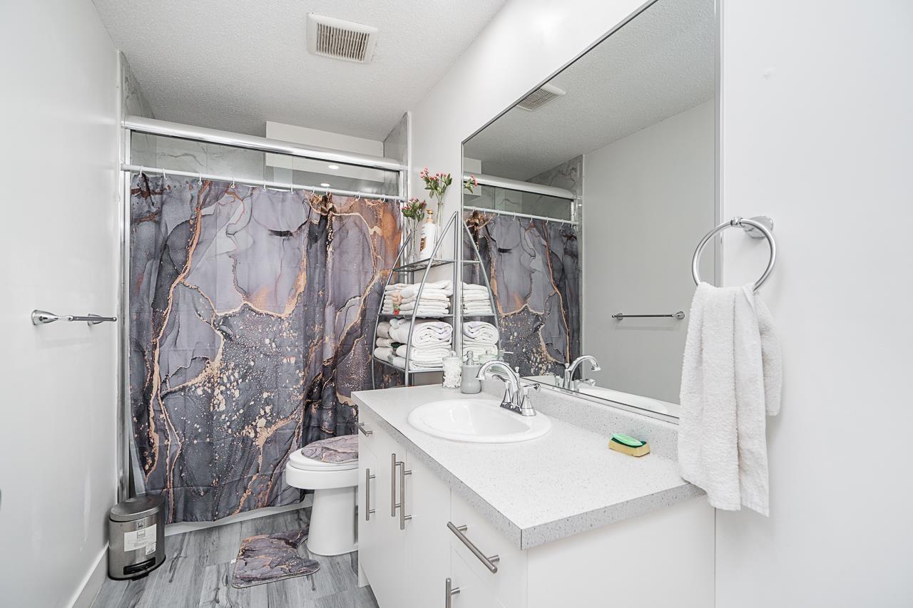 Photo 27 of 11455 139 A Street, Surrey BC