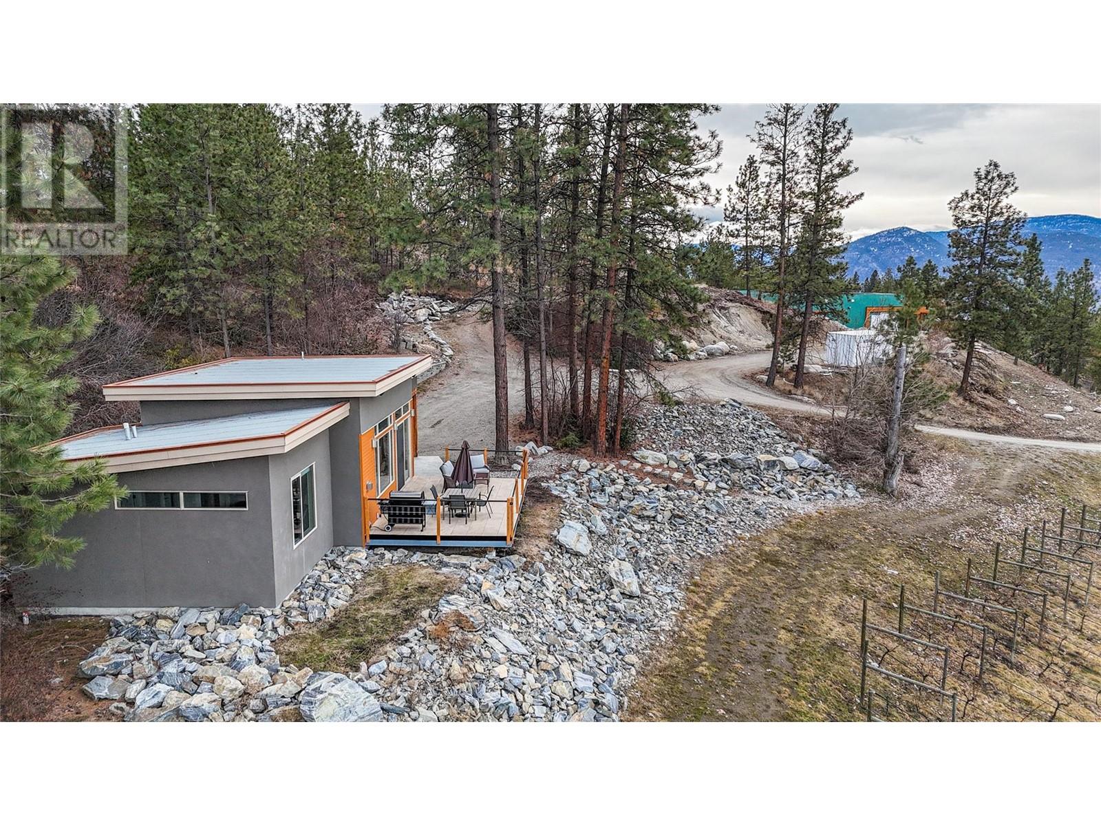  2864 ARAWANA Road, Naramata