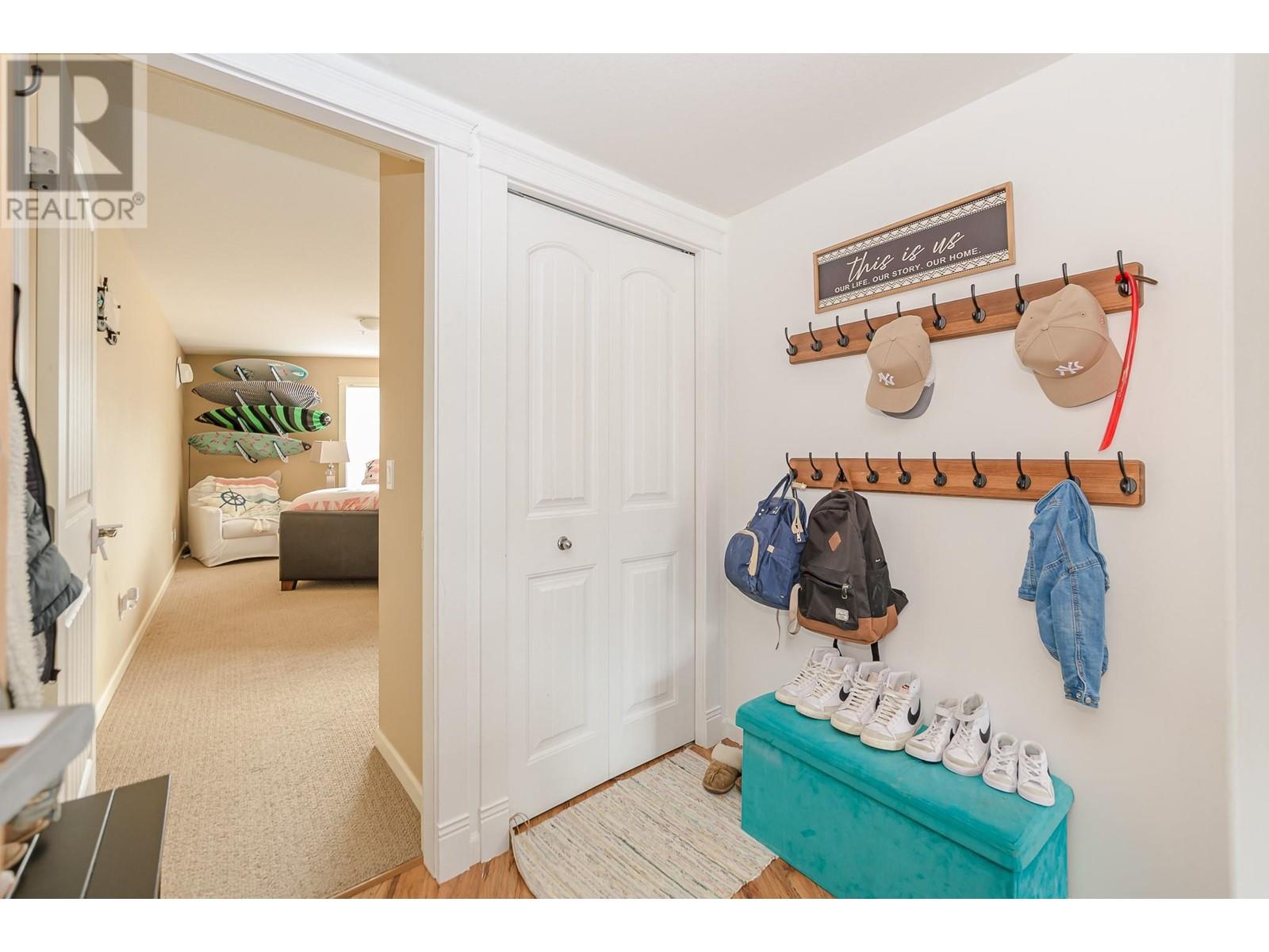19 1130 Riverside Avenue, Sicamous