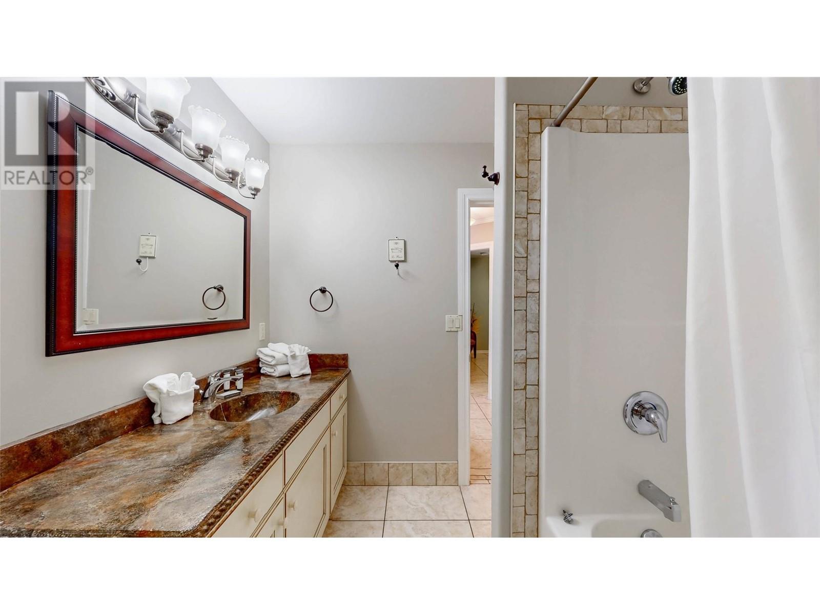 5815 Oleander (SL 46) Drive Unit# 500, Osoyoos