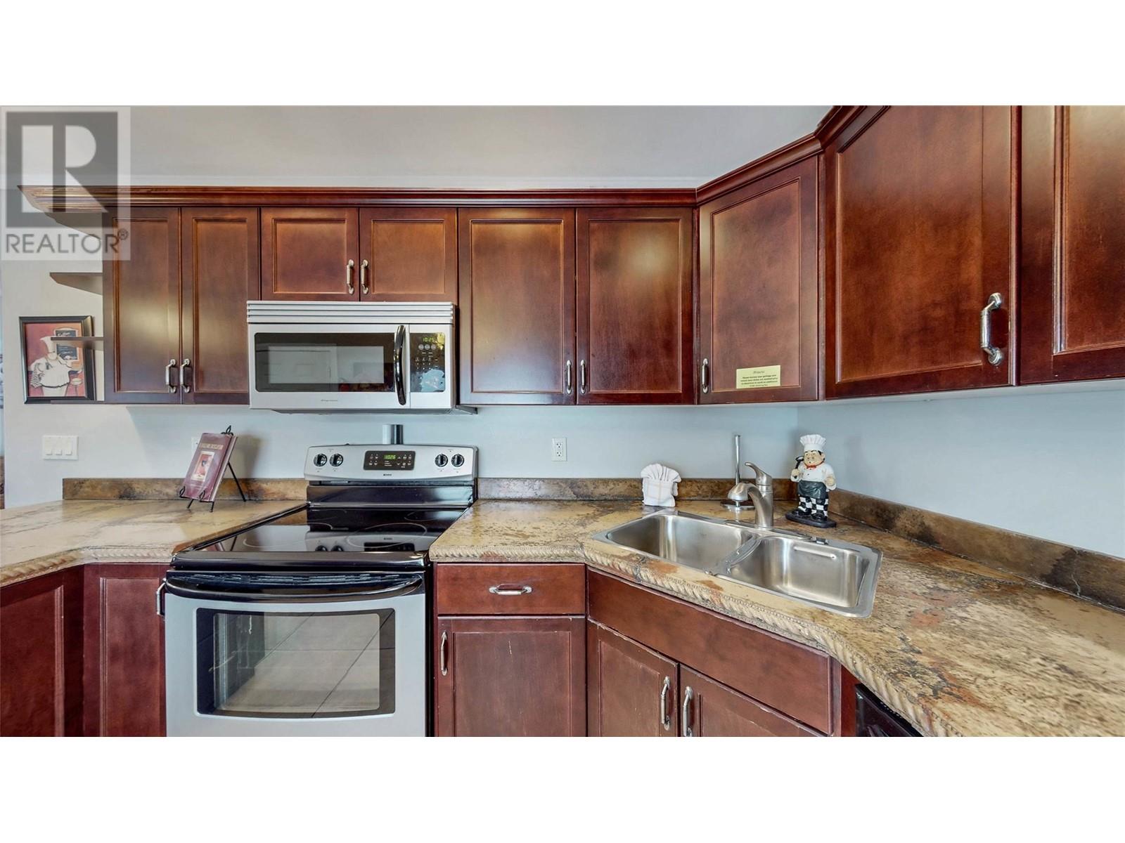 5815 Oleander (SL 46) Drive Unit# 500, Osoyoos