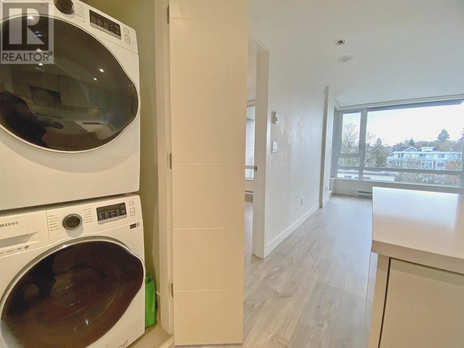 Photo 7 of 802 238 W Broadway, Vancouver BC
