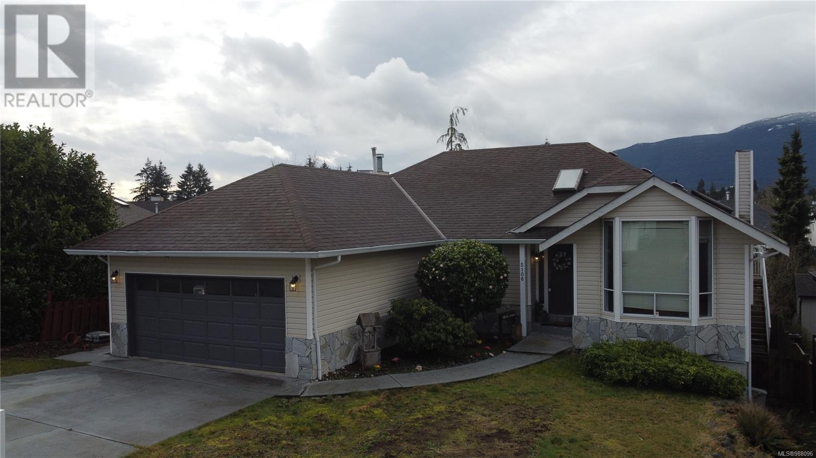 5106 Carol Pl, Nanaimo
