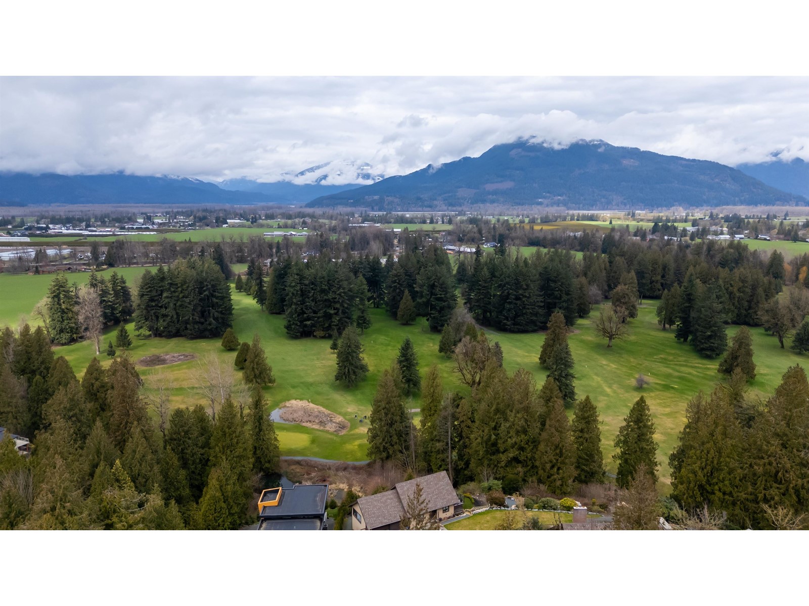 Photo 15 of 10117 Kenswood Drive Little Mountain, Chilliwack BC