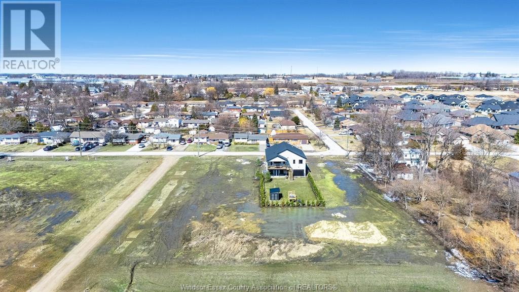Photo 3 of 1641 Road 2 East, Kingsville ON