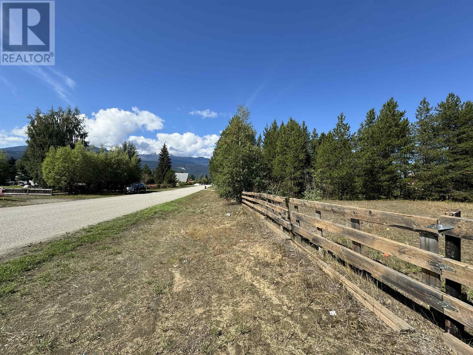 1112 7TH AVENUE, Valemount