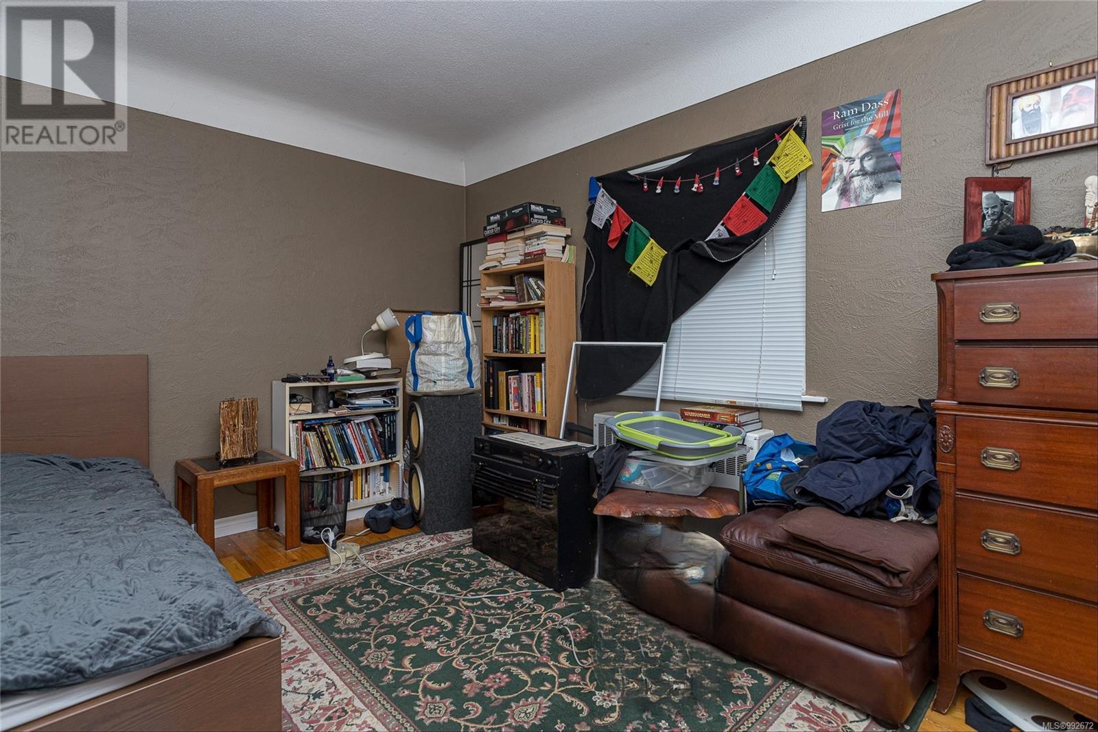 Photo 30 of 1044 Hillside Ave, Victoria BC