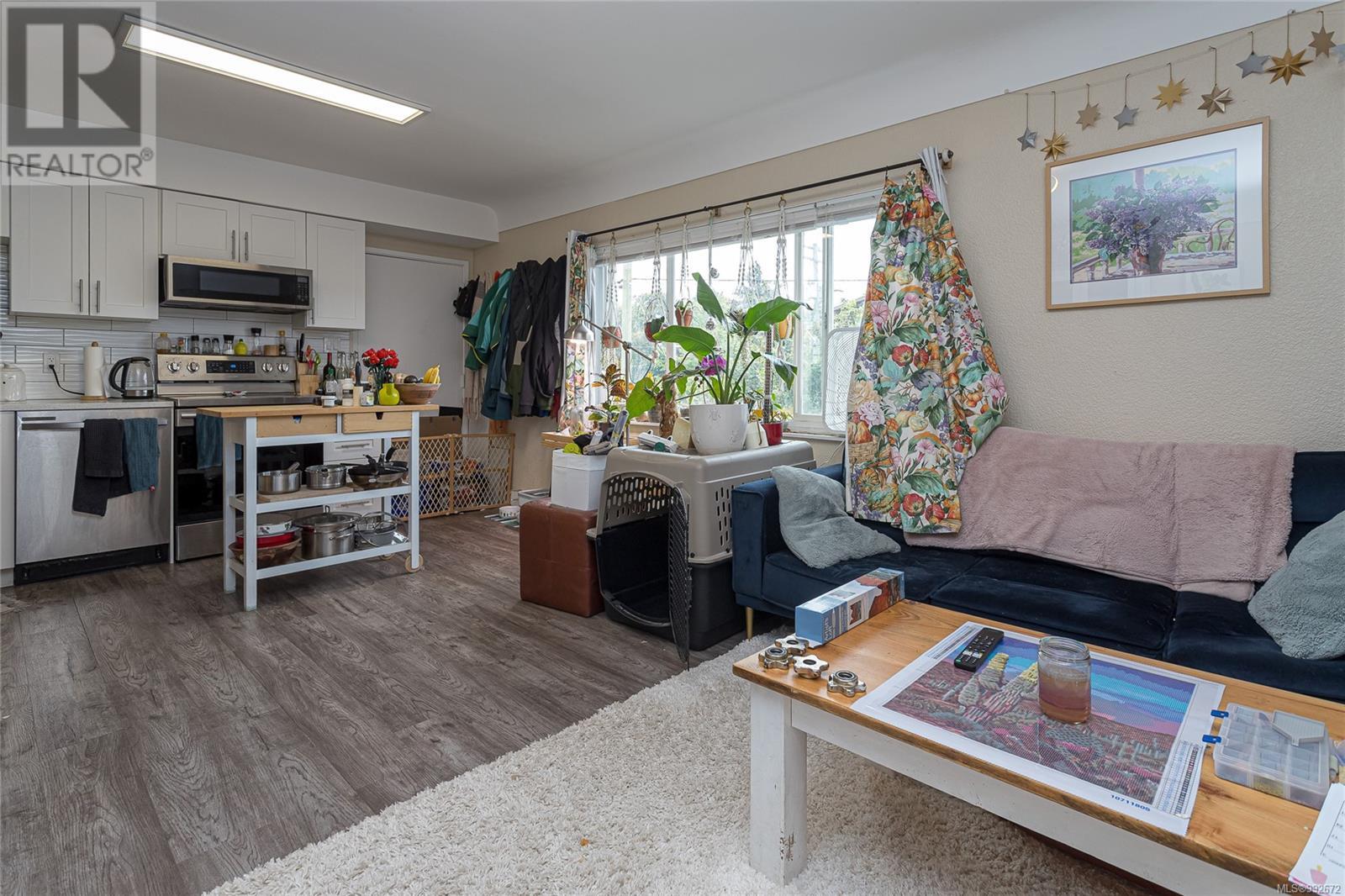 Photo 46 of 1044 Hillside Ave, Victoria BC