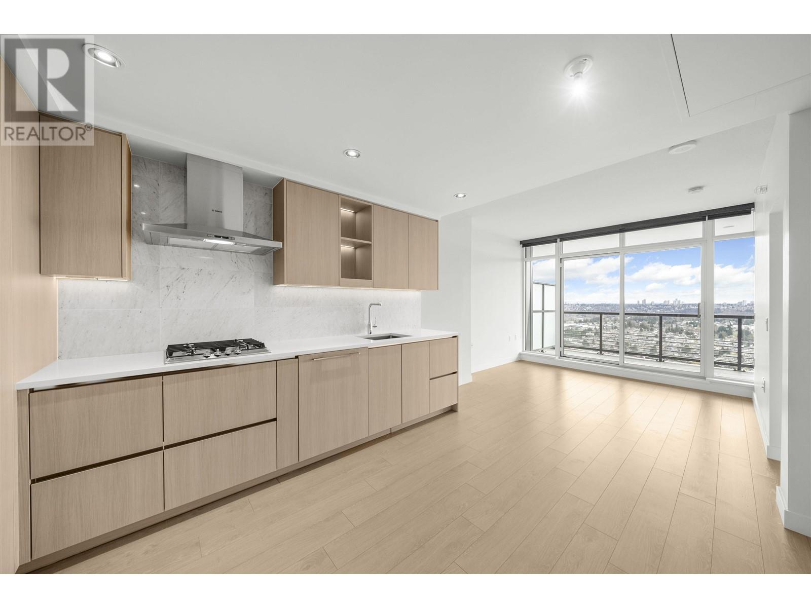 Photo 6 of 4801 4730 Lougheed Highway, Burnaby BC