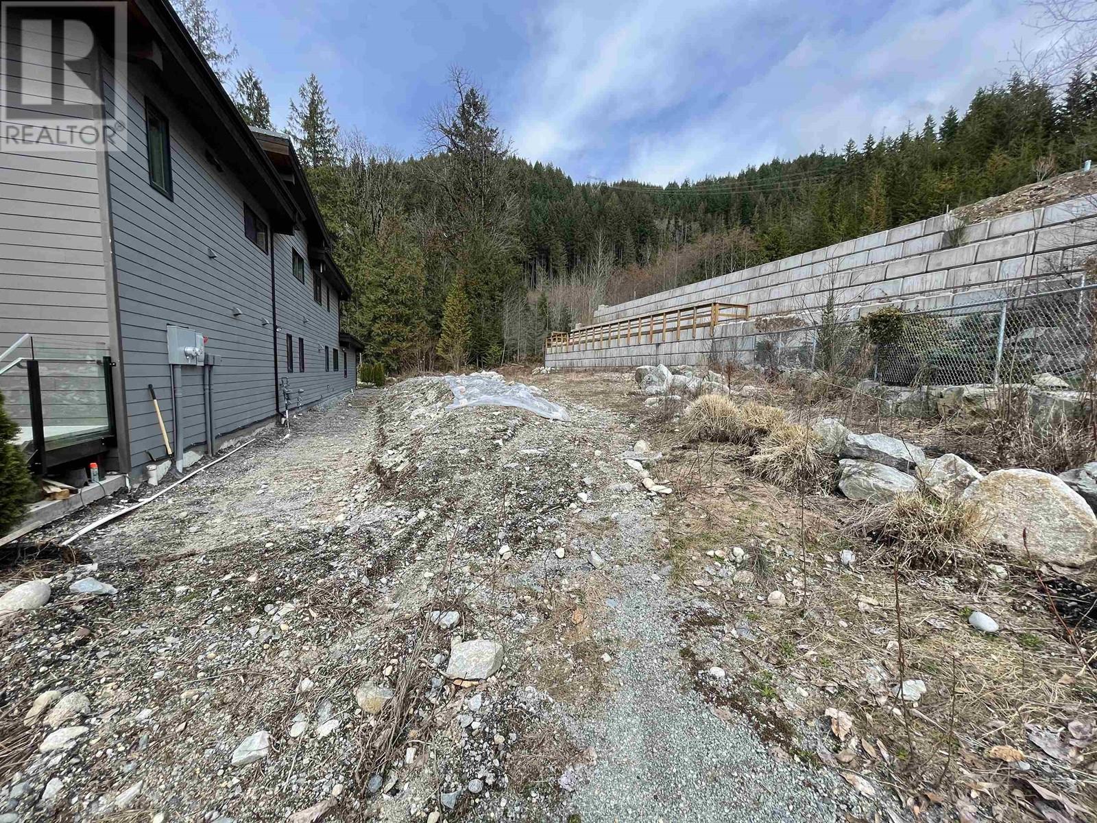 3355 DESCARTES PLACE, Squamish real estate listing R2980339