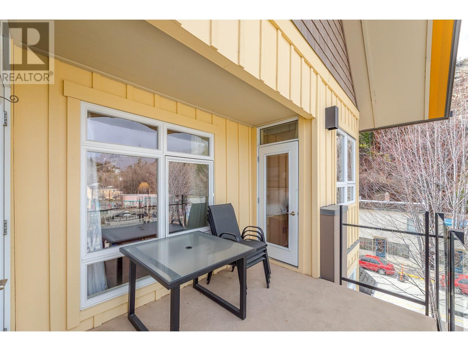 629 12811 LAKESHORE Drive South, Summerland