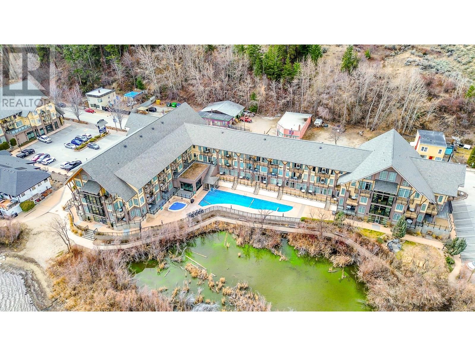 629 12811 LAKESHORE Drive South, Summerland