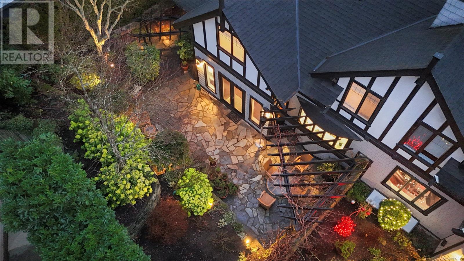 Single Family House Character for Sale in   Pemberton Rd Victoria 
