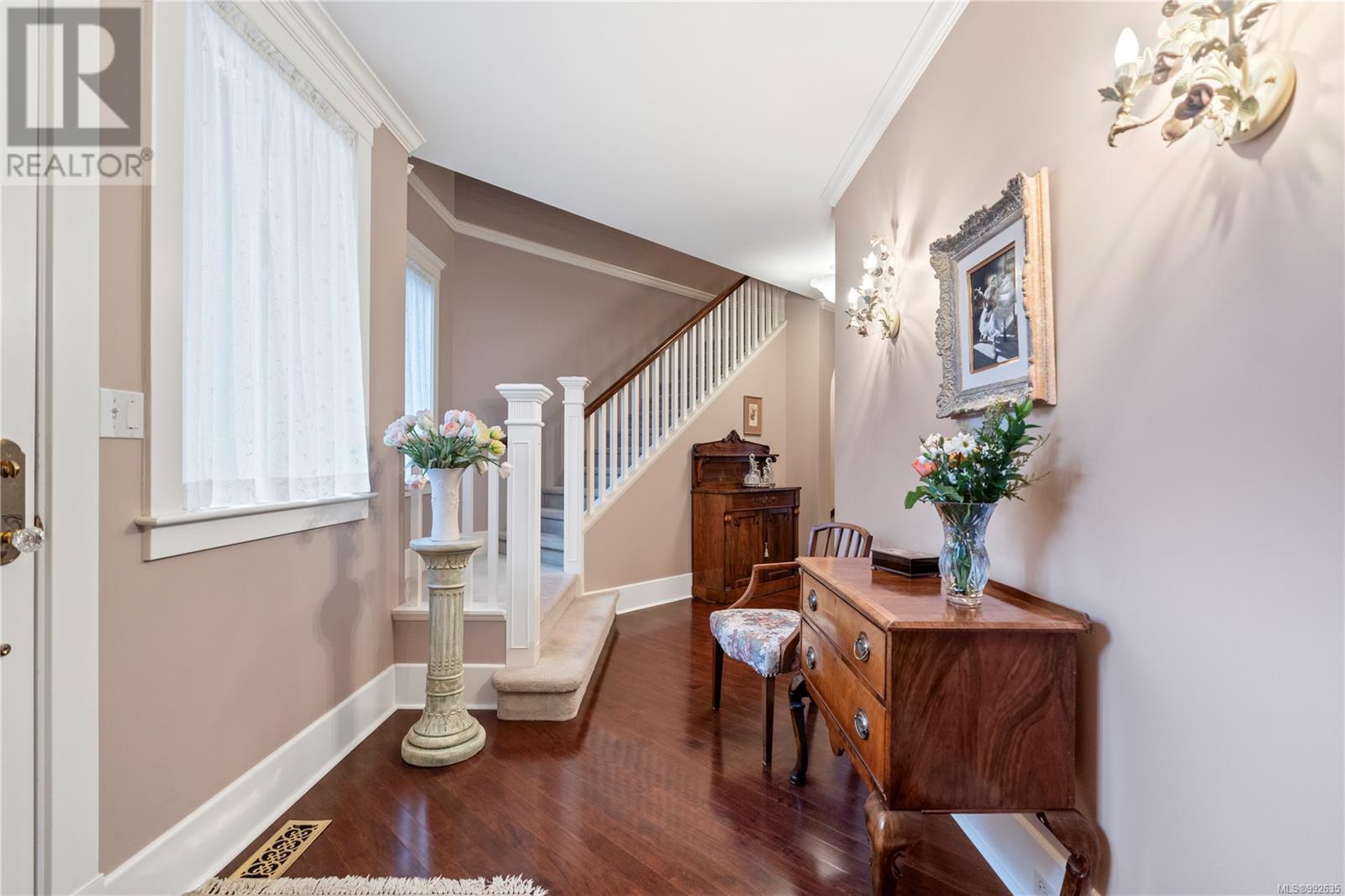 Single Family House Character for Sale in   Pemberton Rd Victoria 