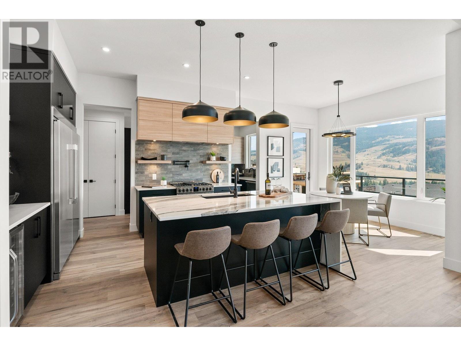  901 Melrose Street, Kelowna