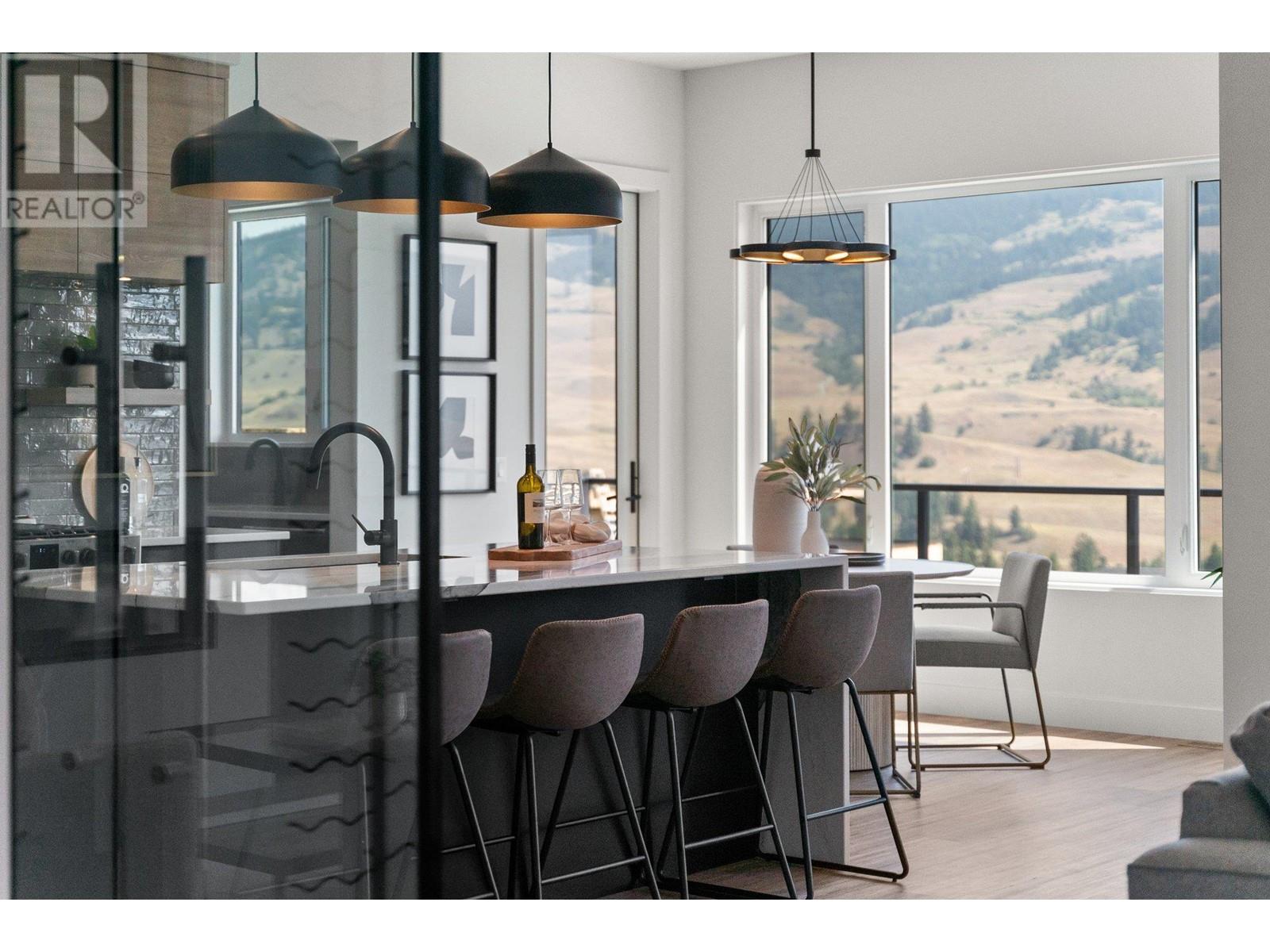  901 Melrose Street, Kelowna