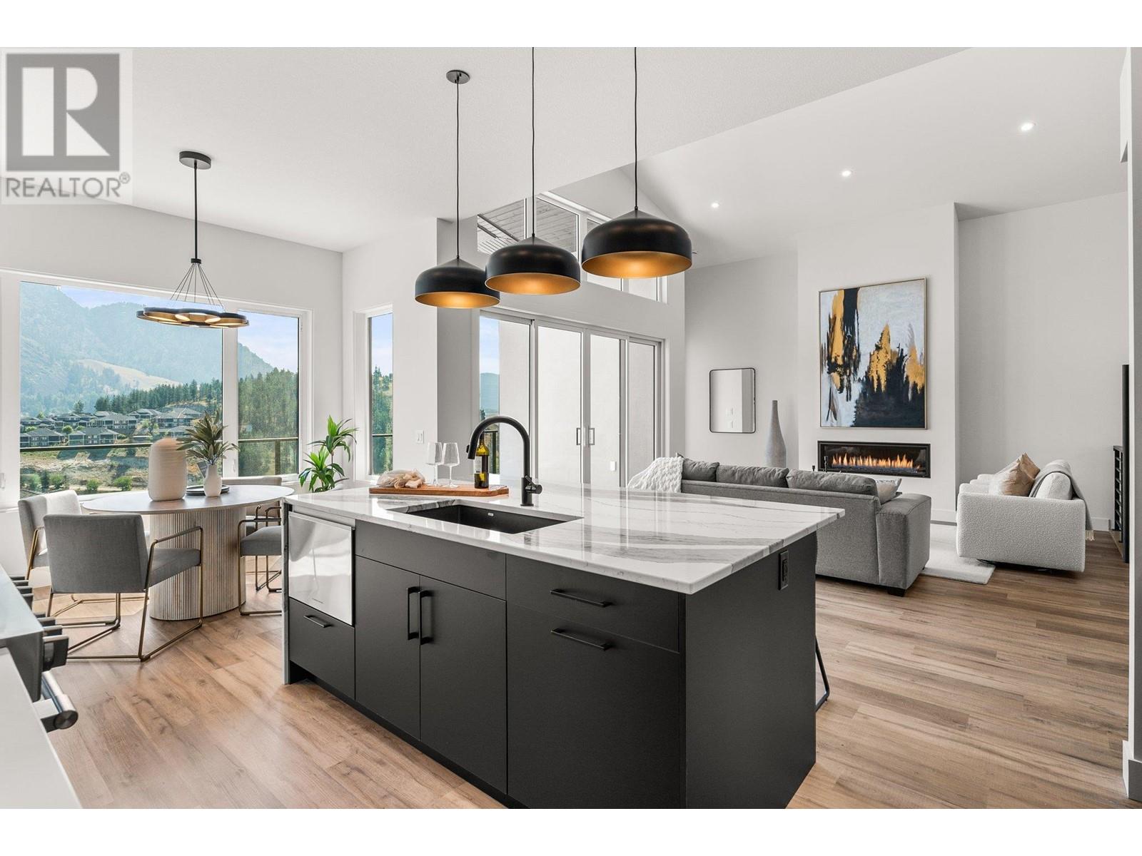  901 Melrose Street, Kelowna