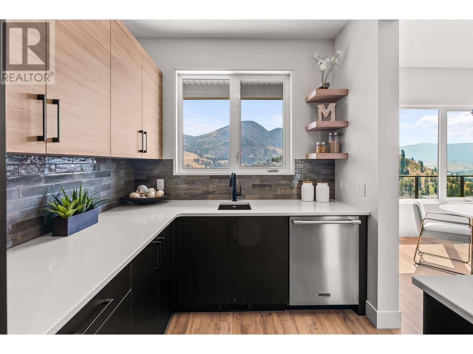  901 Melrose Street, Kelowna
