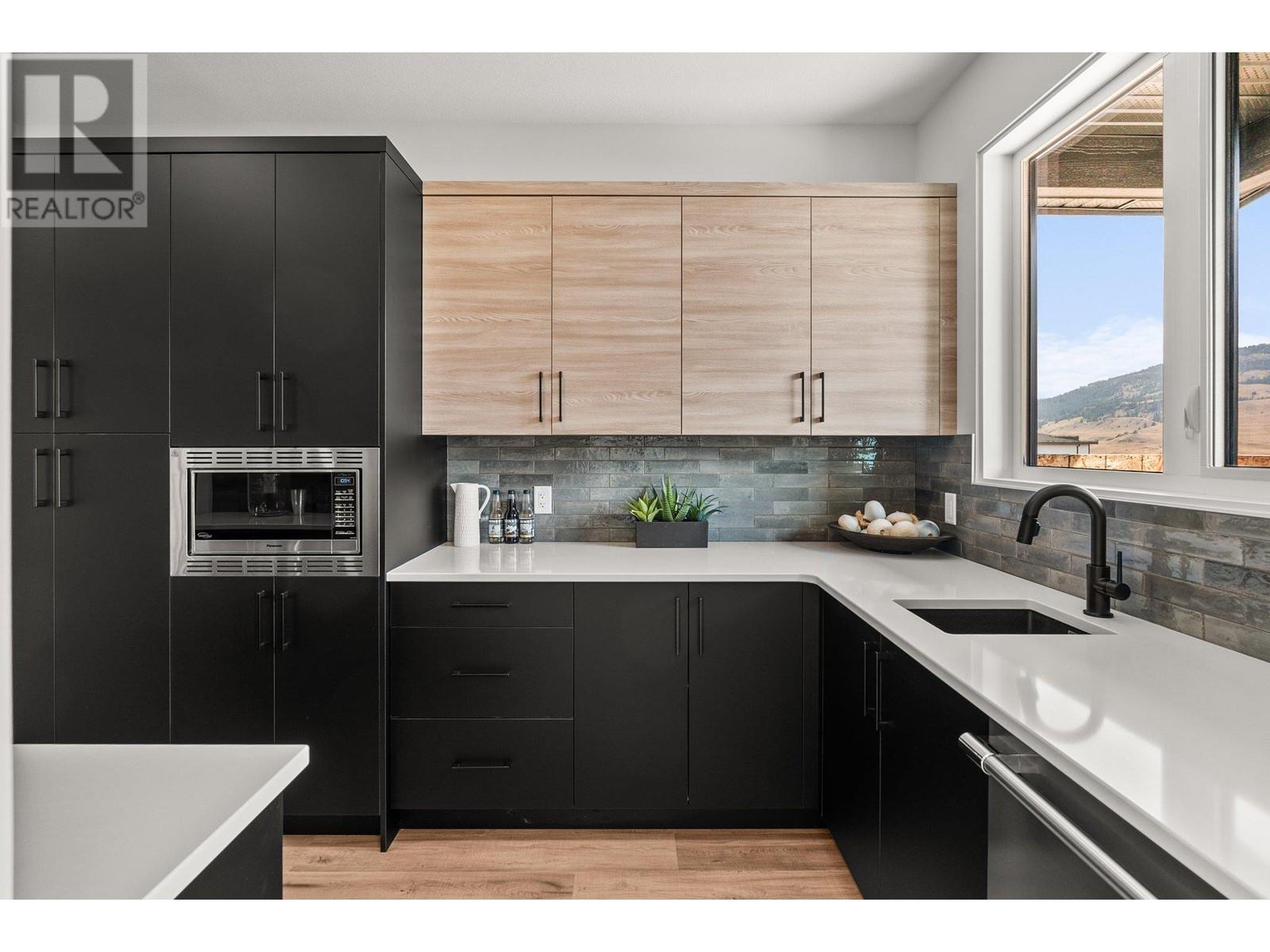  901 Melrose Street, Kelowna
