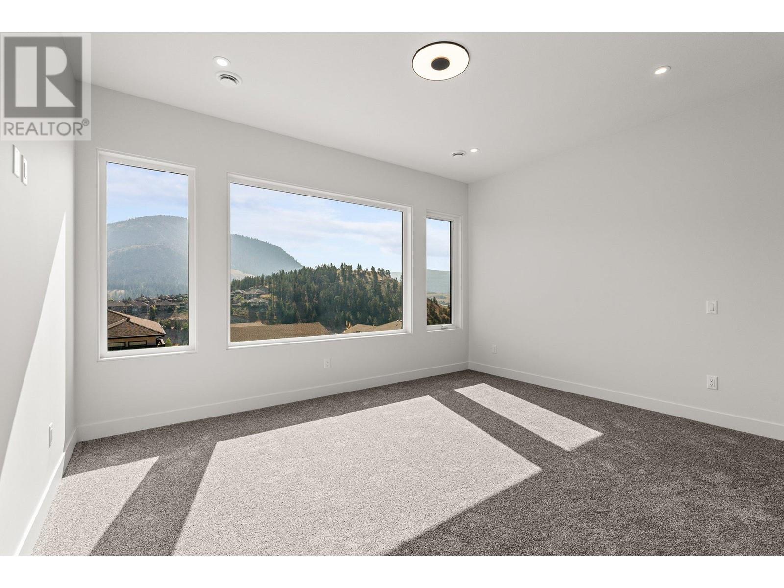  901 Melrose Street, Kelowna