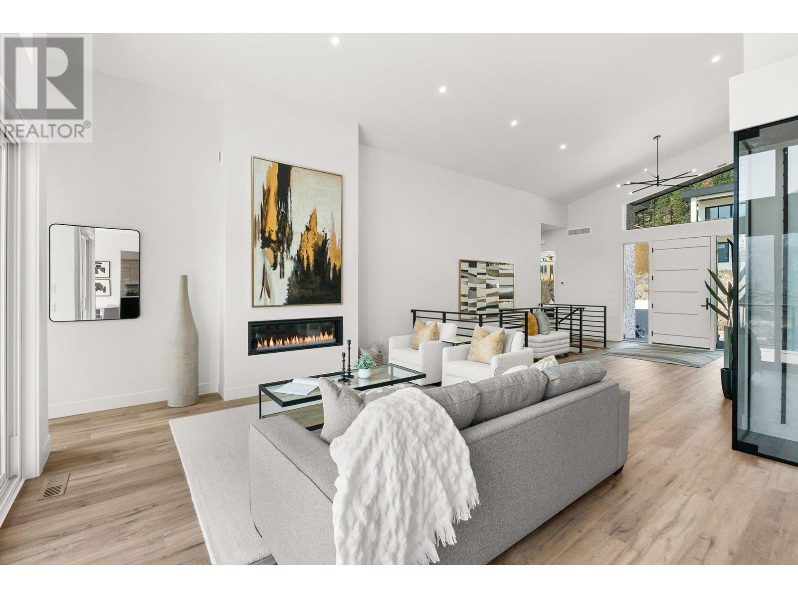  901 Melrose Street, Kelowna
