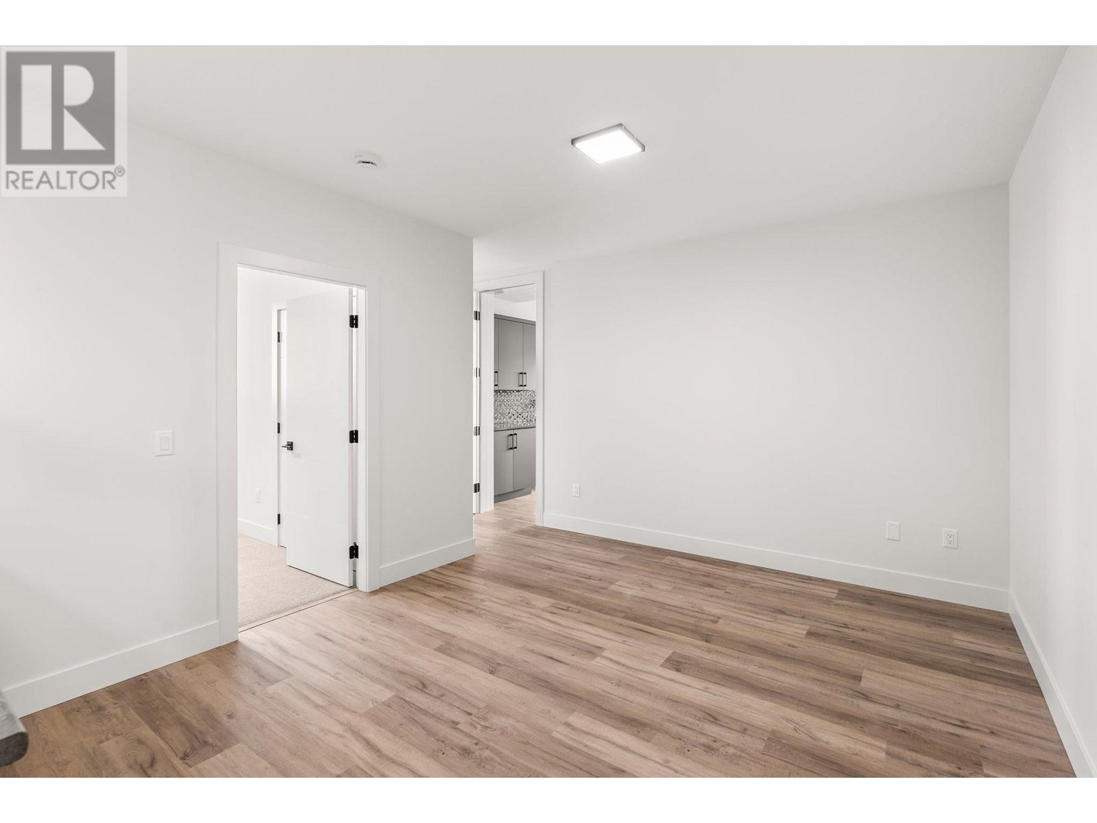  901 Melrose Street, Kelowna