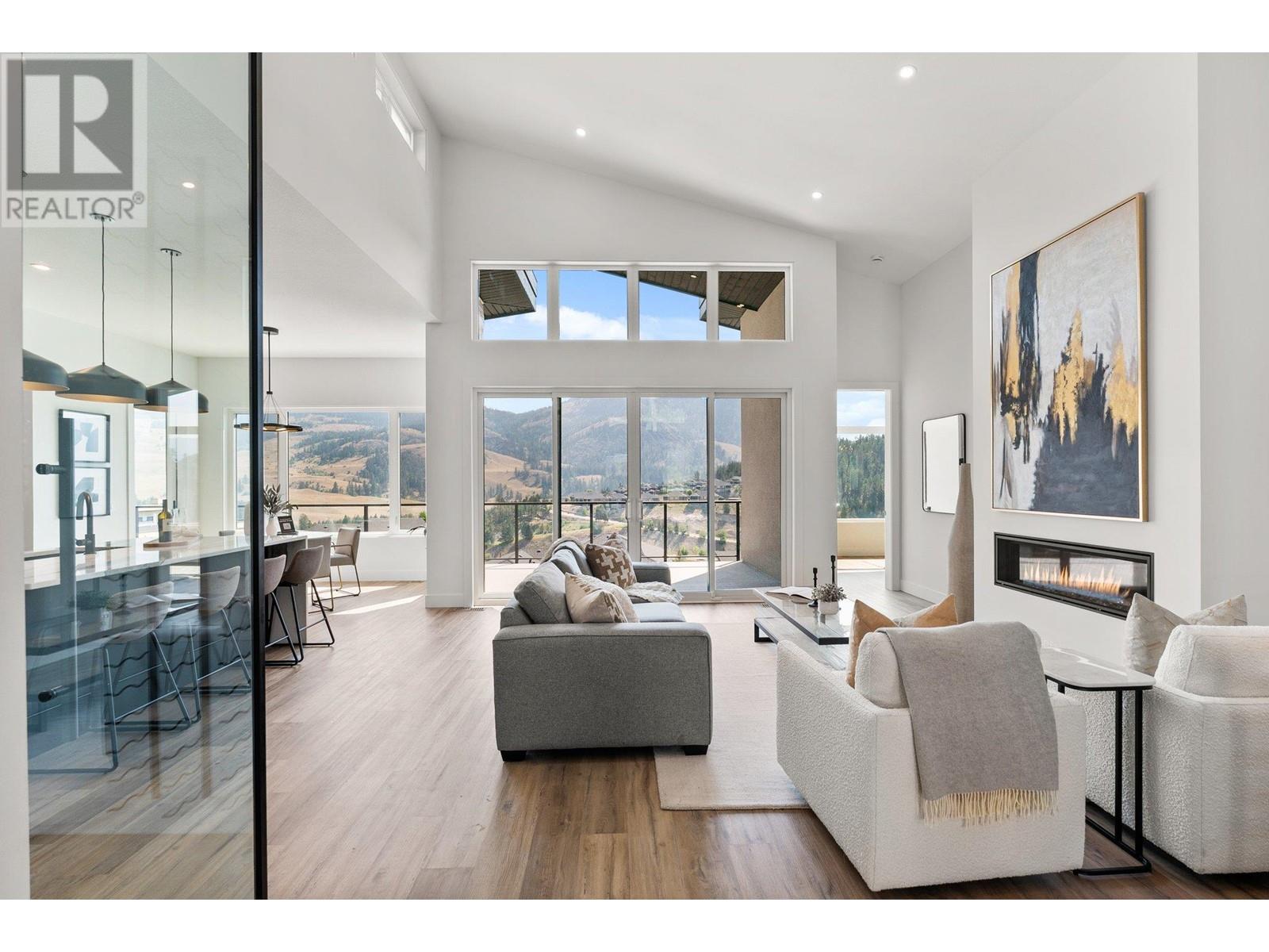  901 Melrose Street, Kelowna