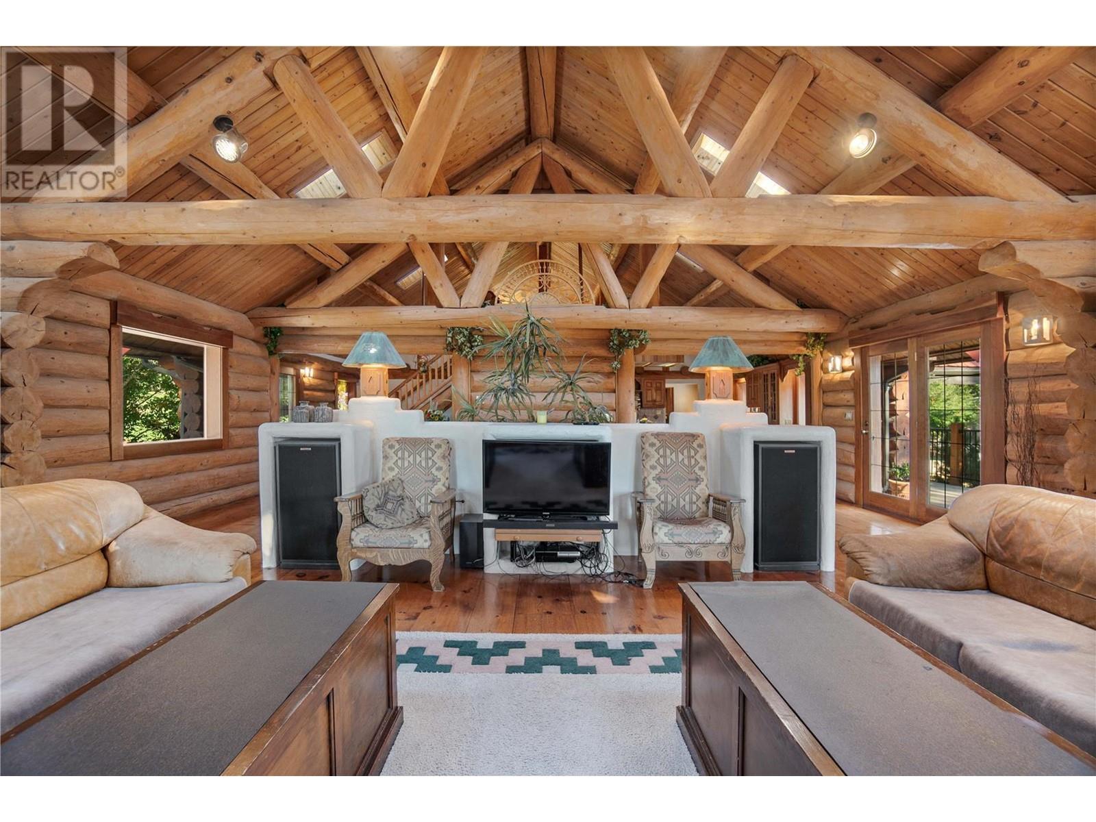 1291 Otter Lake Road, Armstrong